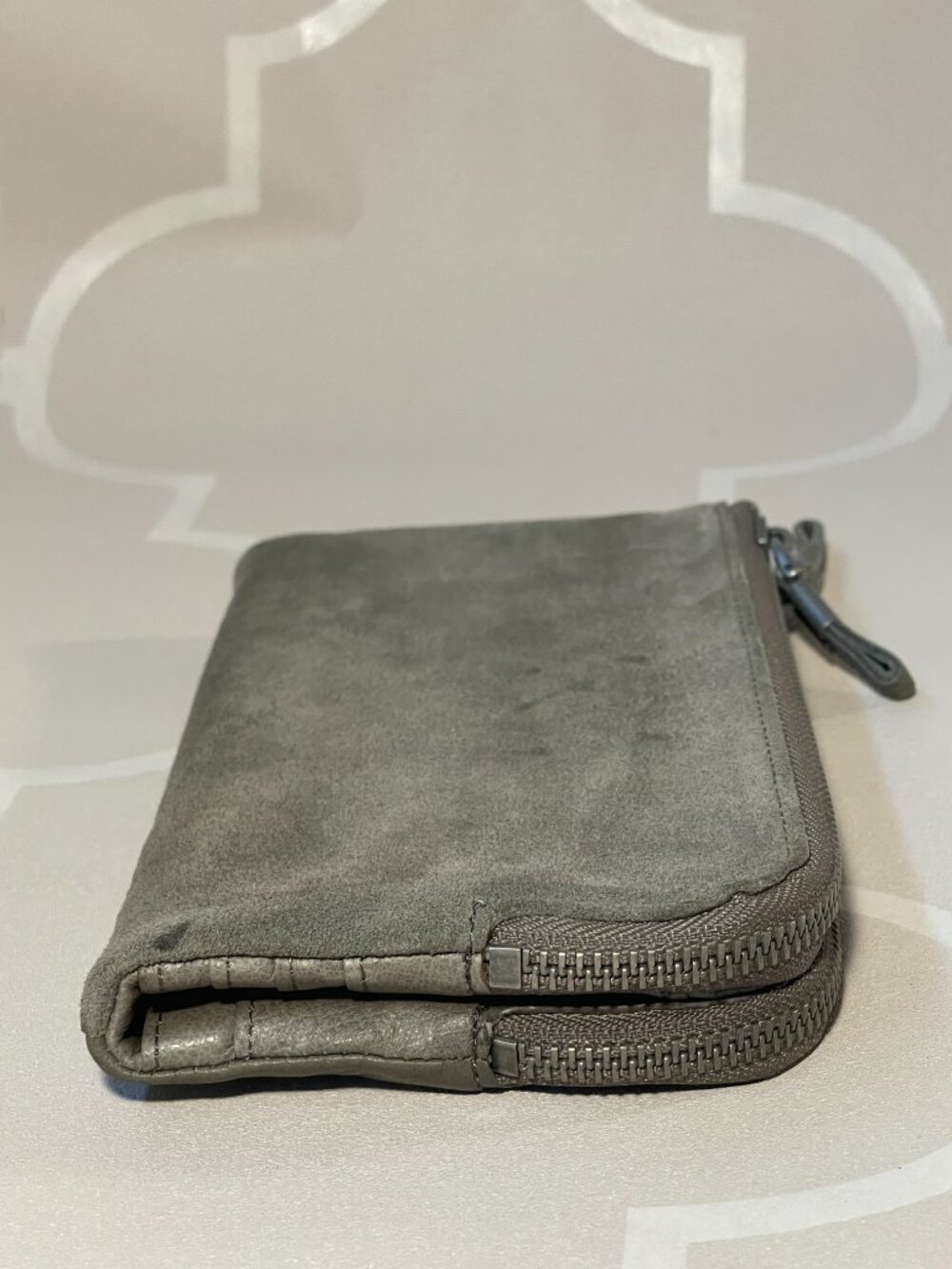 Liebeskind Dark Green Leather & Suede Bifold Wallet | Zip Coin Pockets - Picture 2 of 11